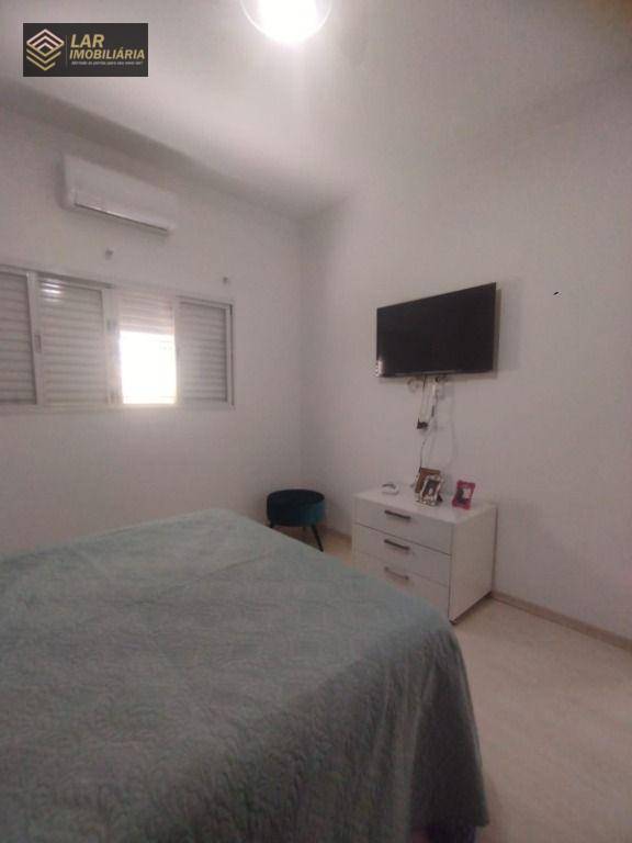 Casa à venda com 3 quartos, 300m² - Foto 22