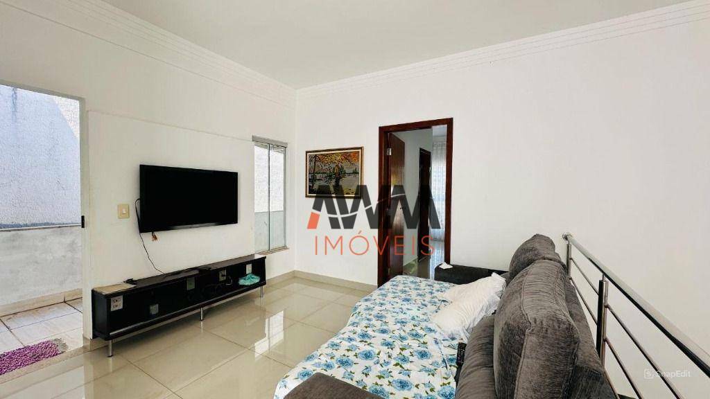 Sobrado à venda com 3 quartos, 240m² - Foto 9