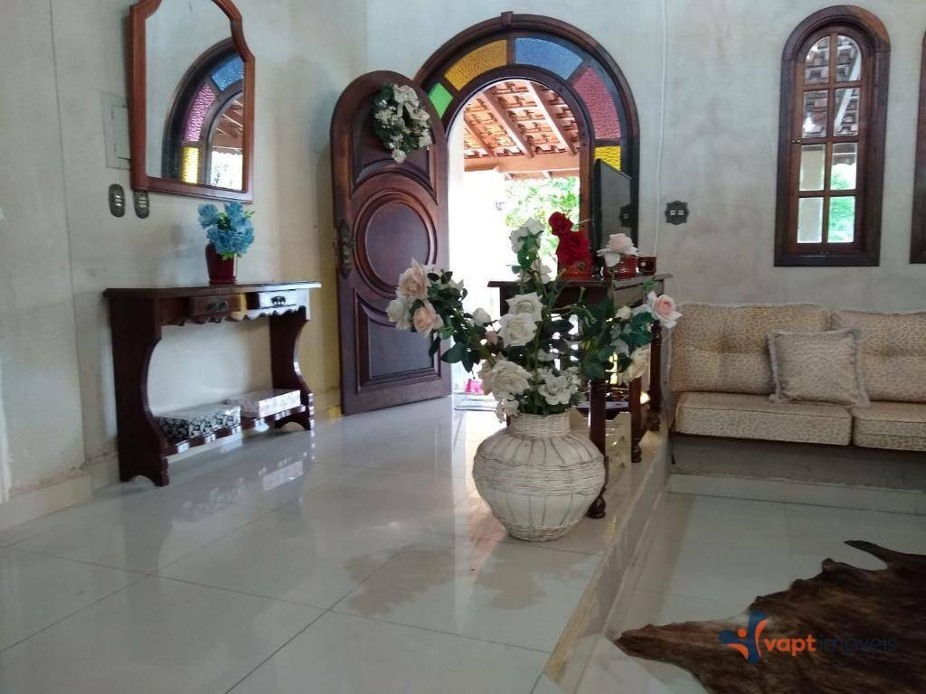 Chácara à venda e aluguel com 6 quartos, 750m² - Foto 10
