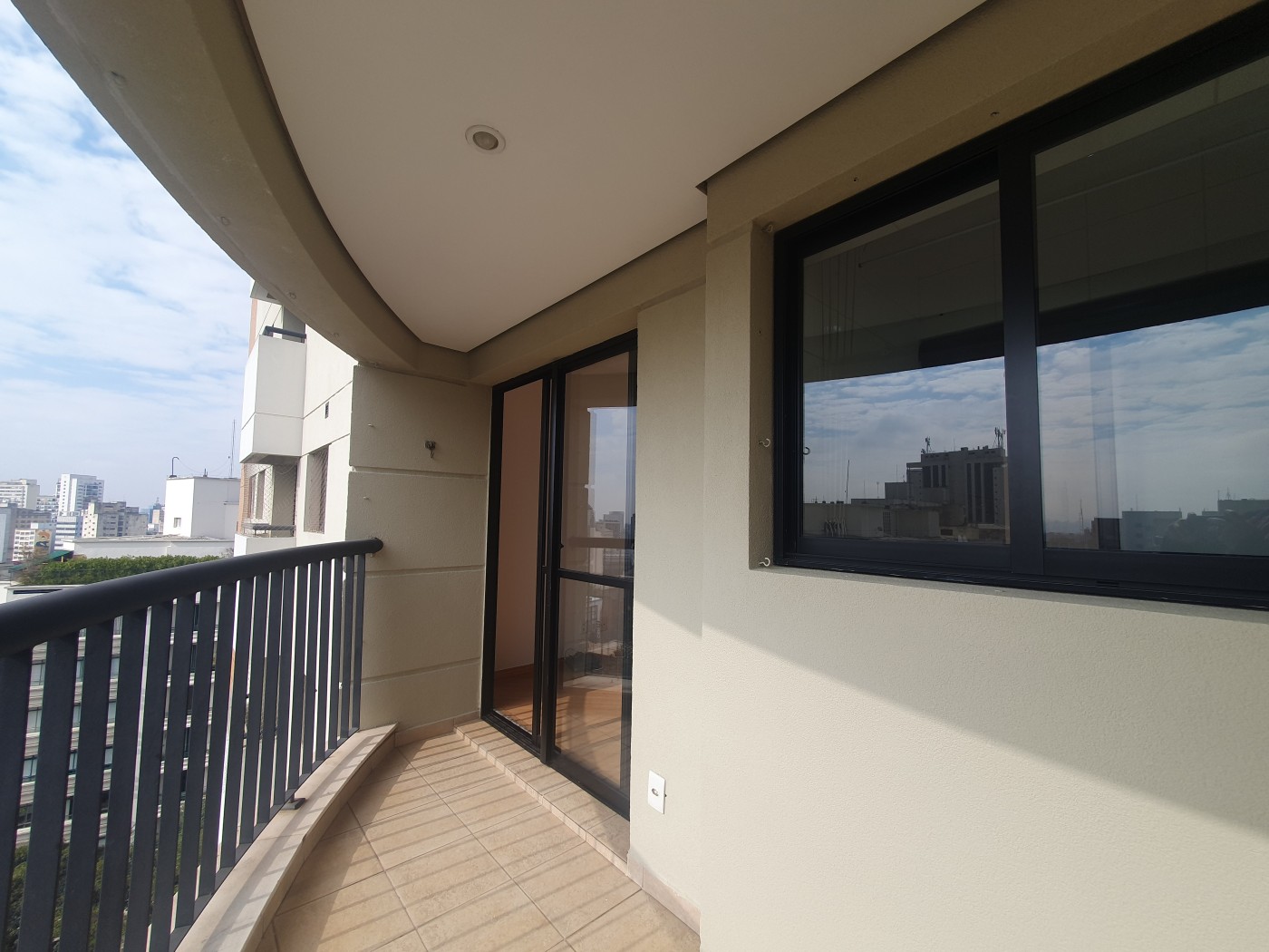 Apartamento para alugar com 1 quarto, 40m² - Foto 41