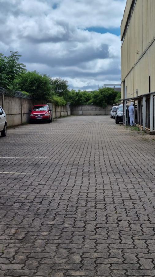 Depósito-Galpão-Armazém para alugar, 1650m² - Foto 17