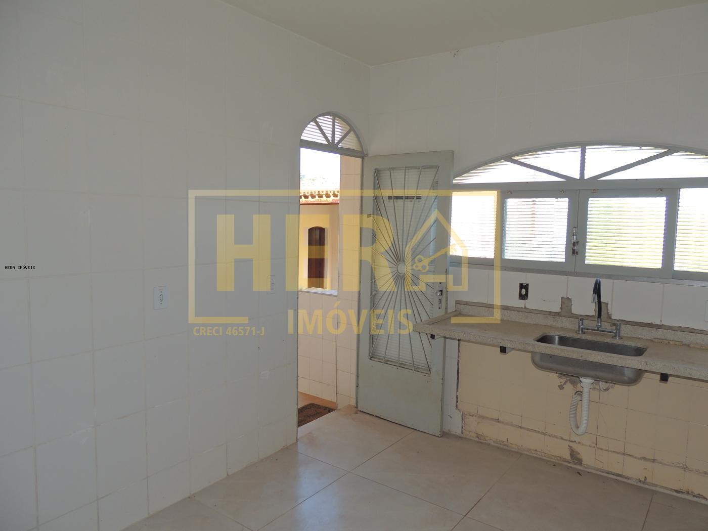 Casa de Condomínio à venda com 4 quartos, 396m² - Foto 31