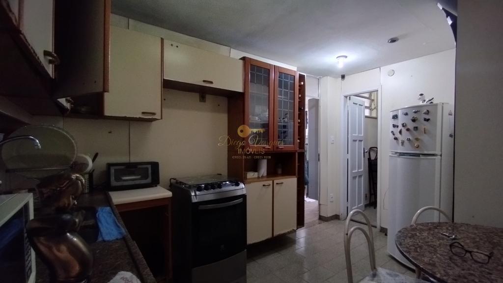 Apartamento à venda com 2 quartos, 80m² - Foto 11