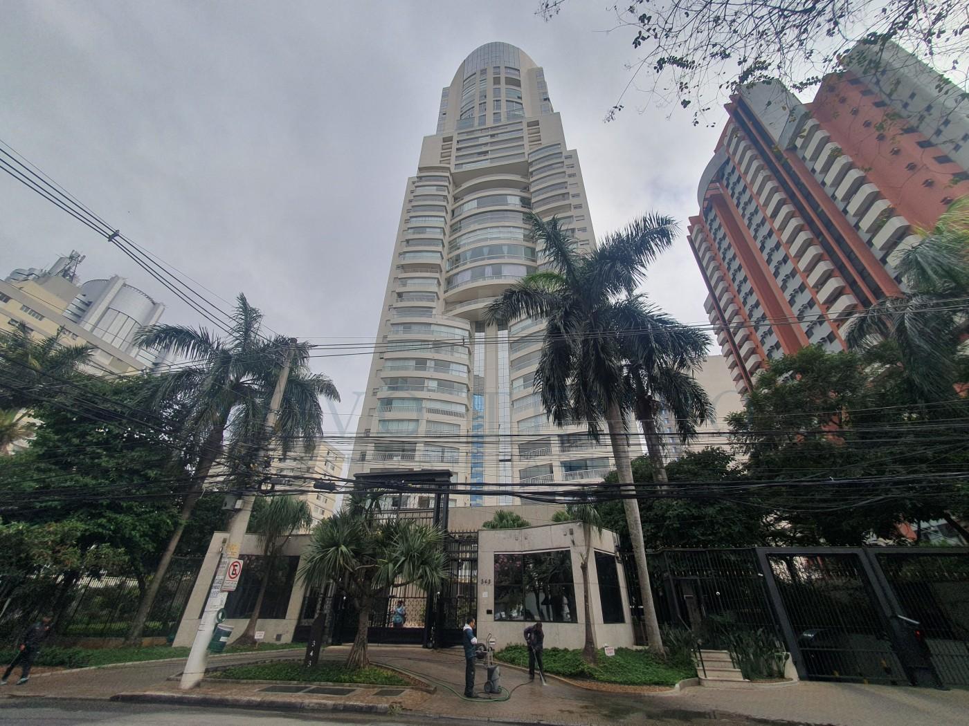 Apartamento para alugar com 1 quarto, 47m² - Foto 19
