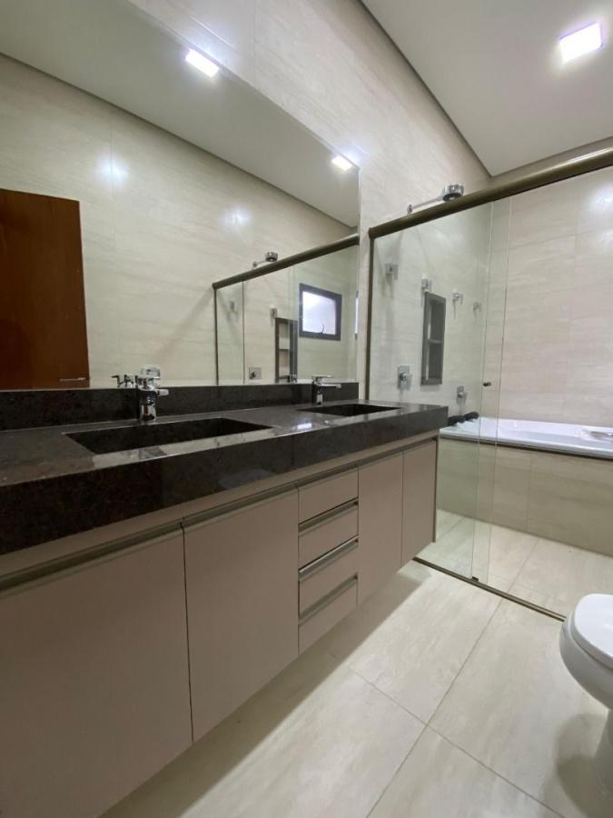 Casa à venda com 3 quartos, 257m² - Foto 26