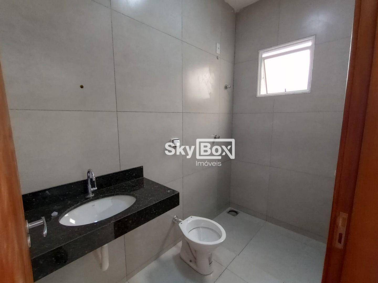 Casa à venda com 2 quartos, 67m² - Foto 9