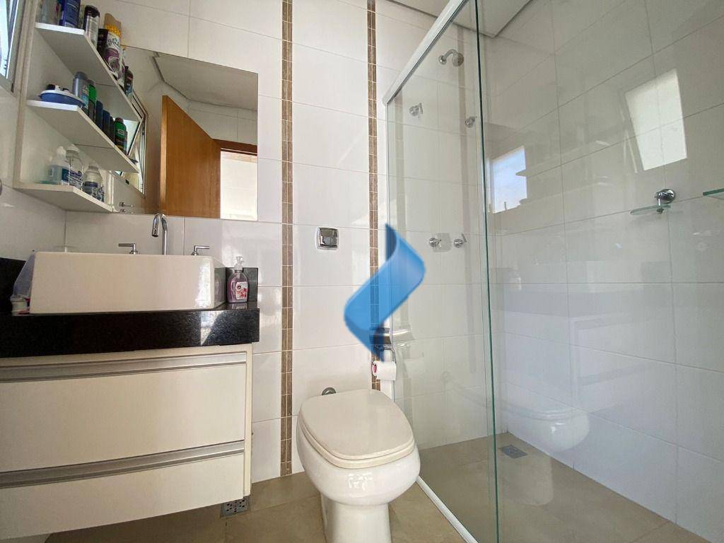 Casa à venda com 3 quartos, 274m² - Foto 24