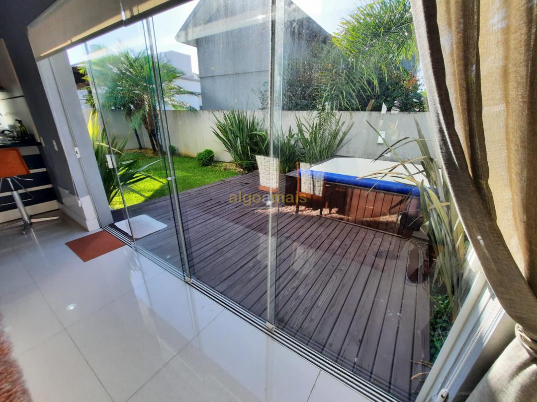 Casa de Condomínio à venda com 4 quartos, 254m² - Foto 31