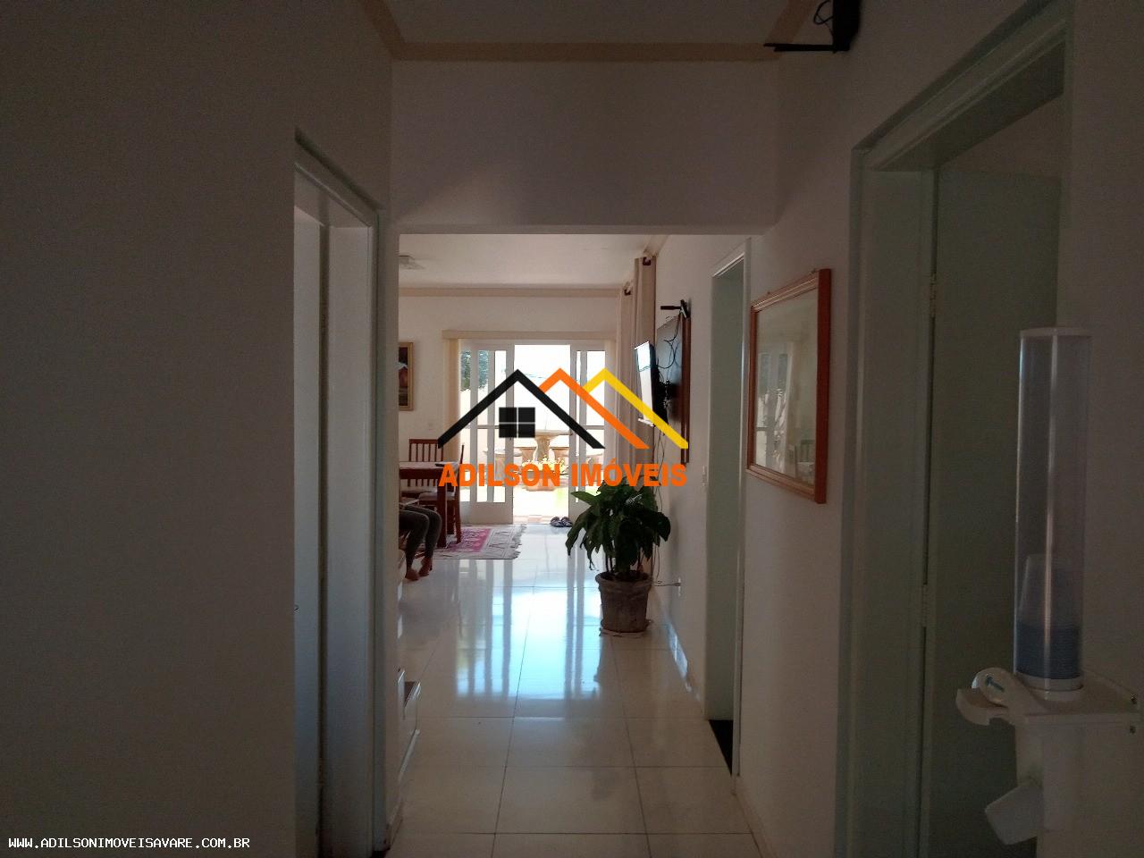 Casa à venda com 5 quartos, 139m² - Foto 13