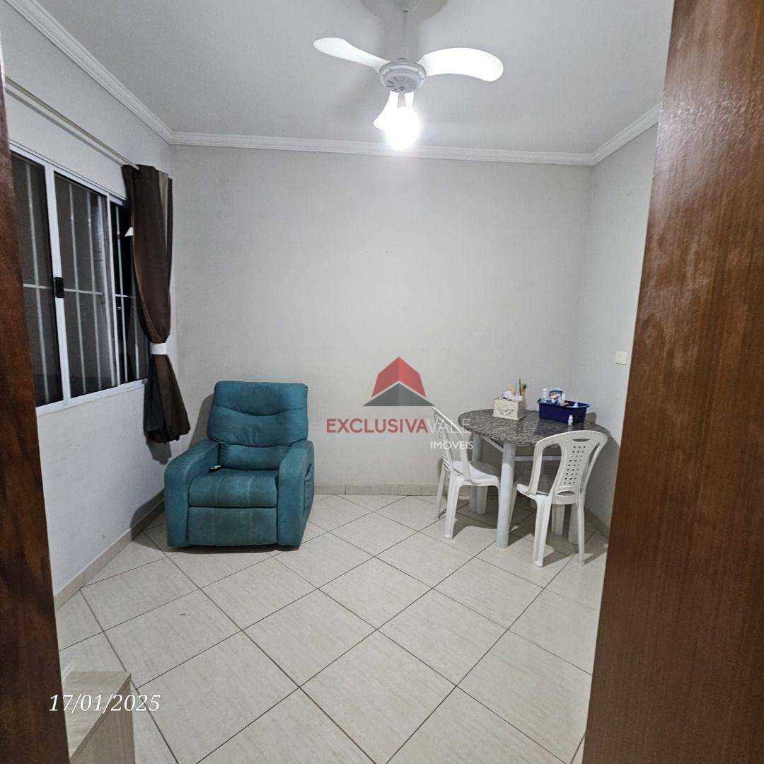 Casa à venda com 3 quartos, 120m² - Foto 4