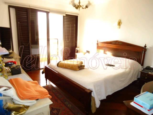 Apartamento para alugar com 4 quartos, 240m² - Foto 14