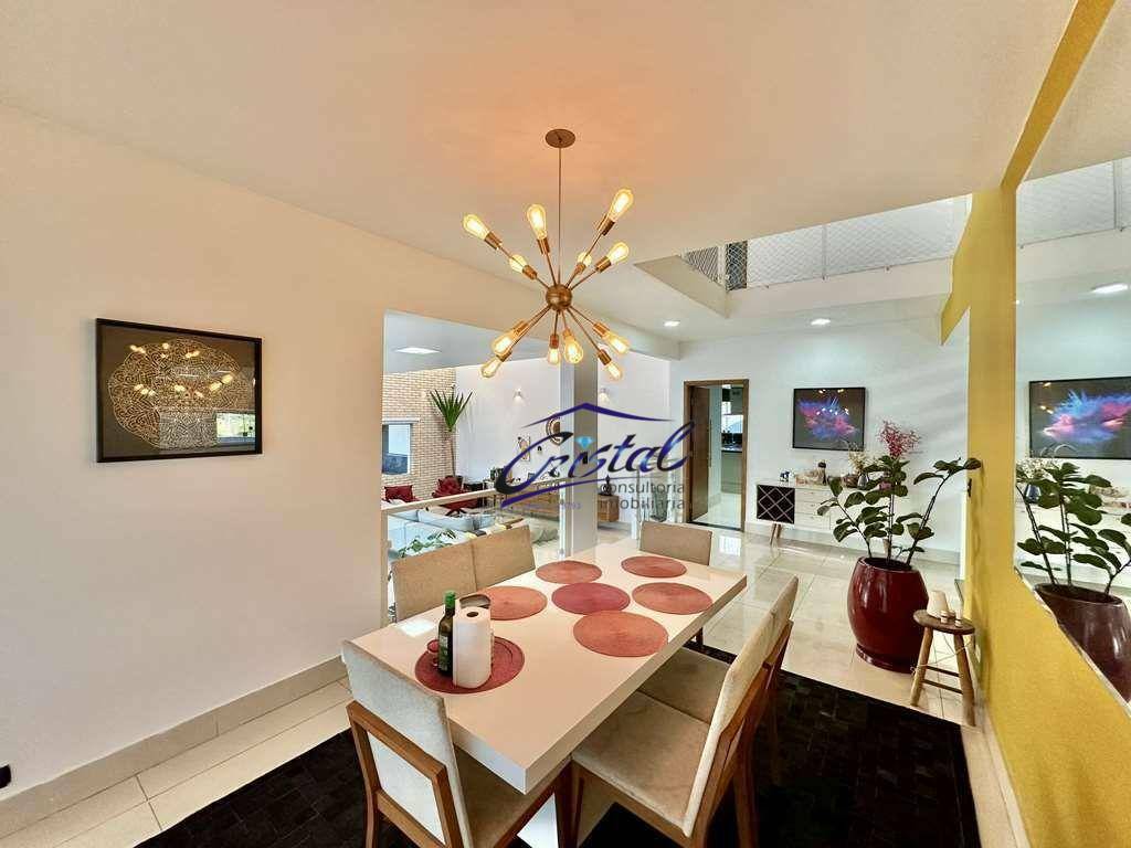 Casa de Condomínio à venda com 4 quartos, 711m² - Foto 13