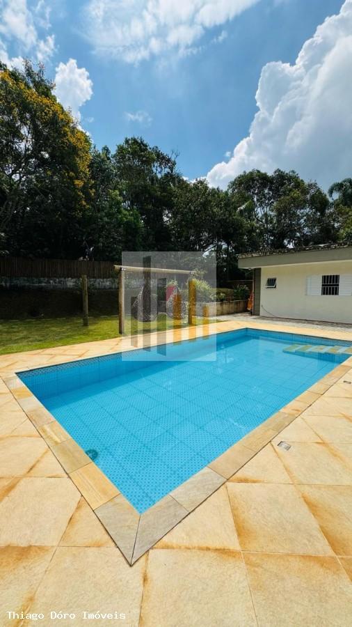 Casa à venda com 3 quartos, 250m² - Foto 32