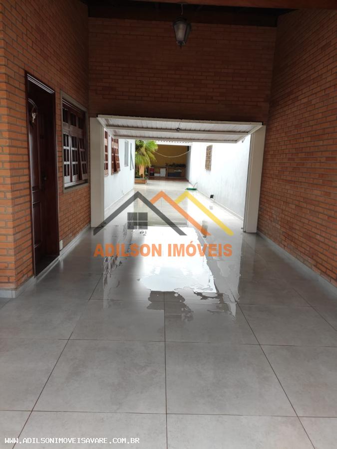 Casa à venda com 3 quartos, 244m² - Foto 21