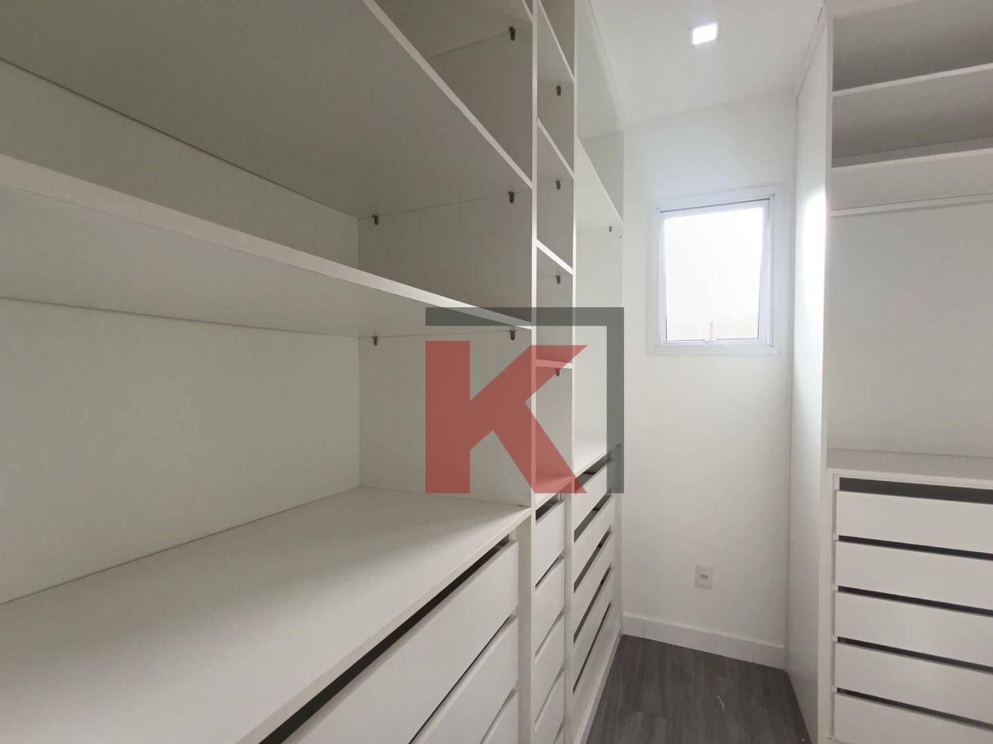 Casa à venda com 4 quartos, 237m² - Foto 17