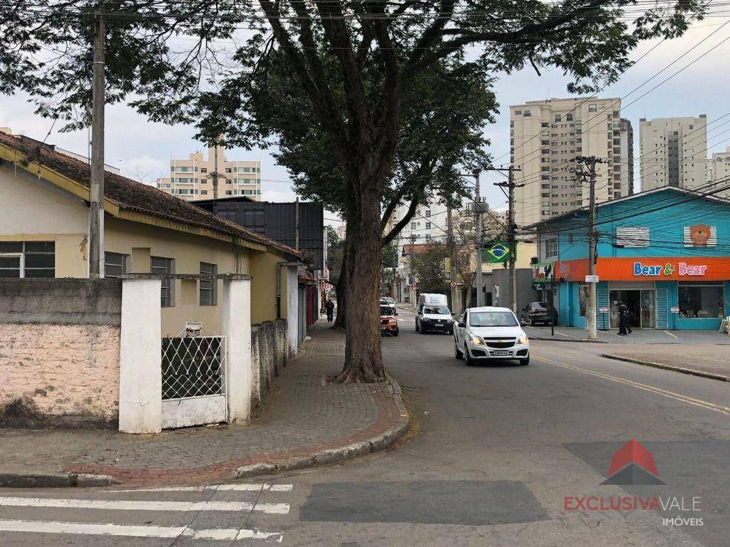 Casa à venda e aluguel com 3 quartos, 154m² - Foto 4