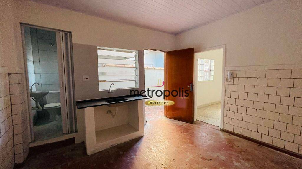 Casa para alugar com 1 quarto, 60m² - Foto 4
