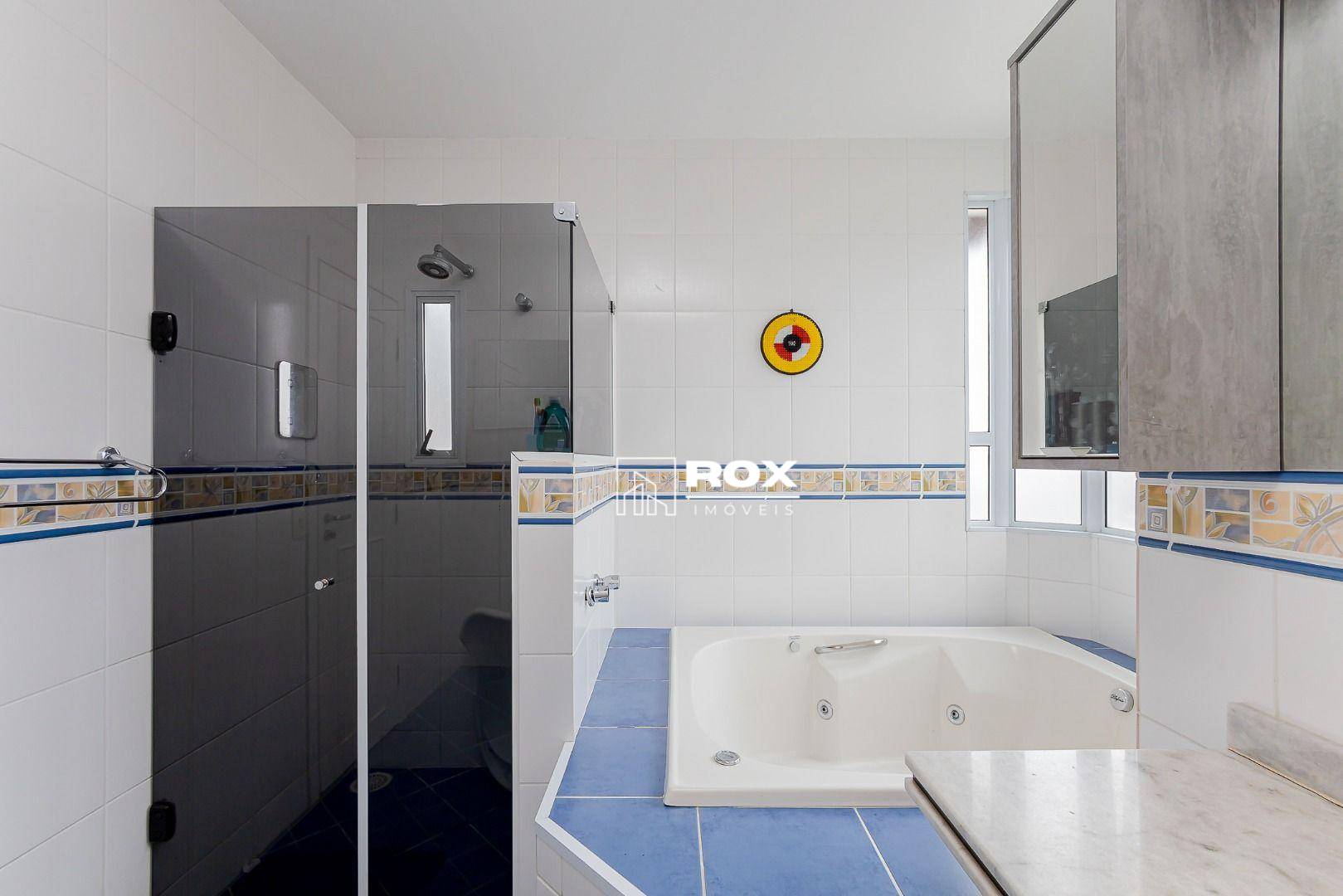 Casa de Condomínio para alugar com 3 quartos, 290m² - Foto 41