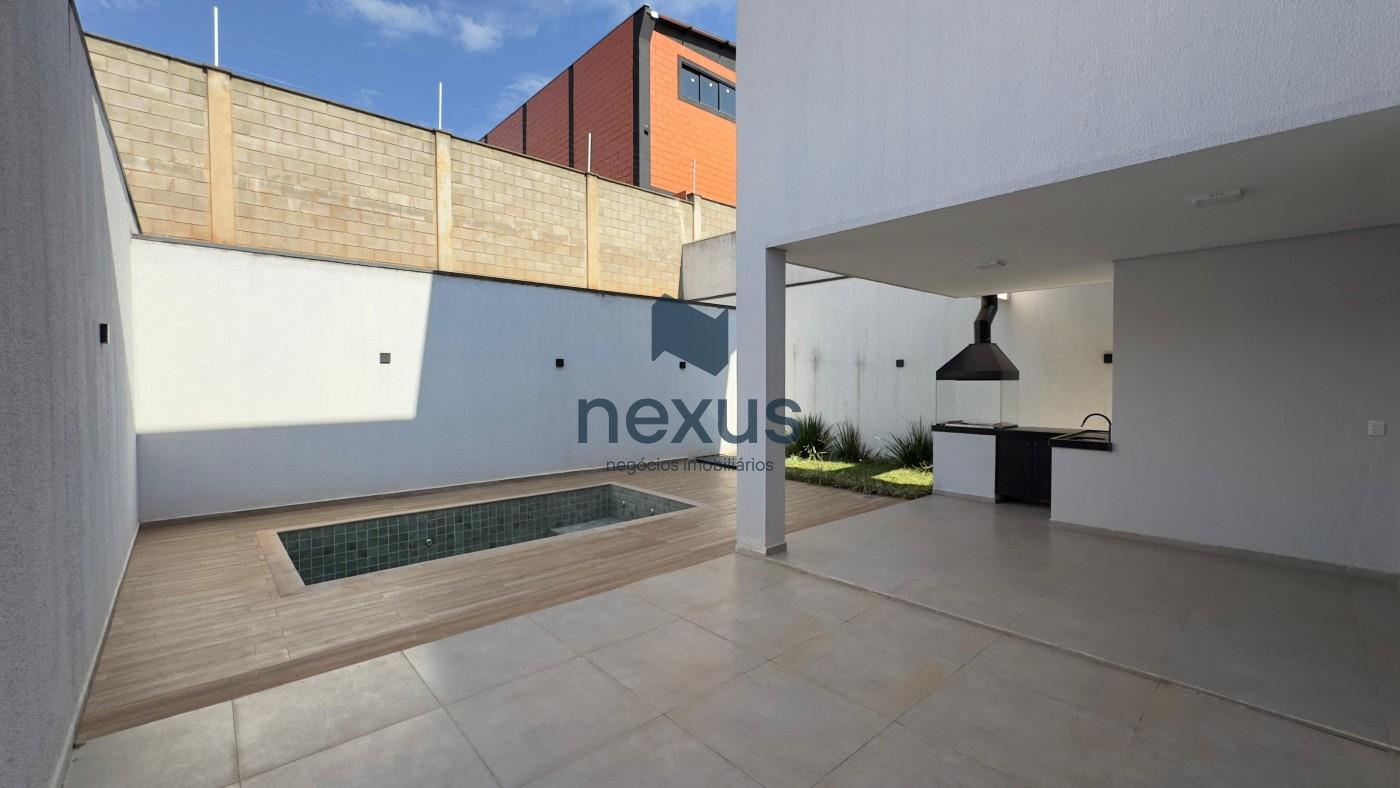 Casa à venda com 3 quartos, 250m² - Foto 11