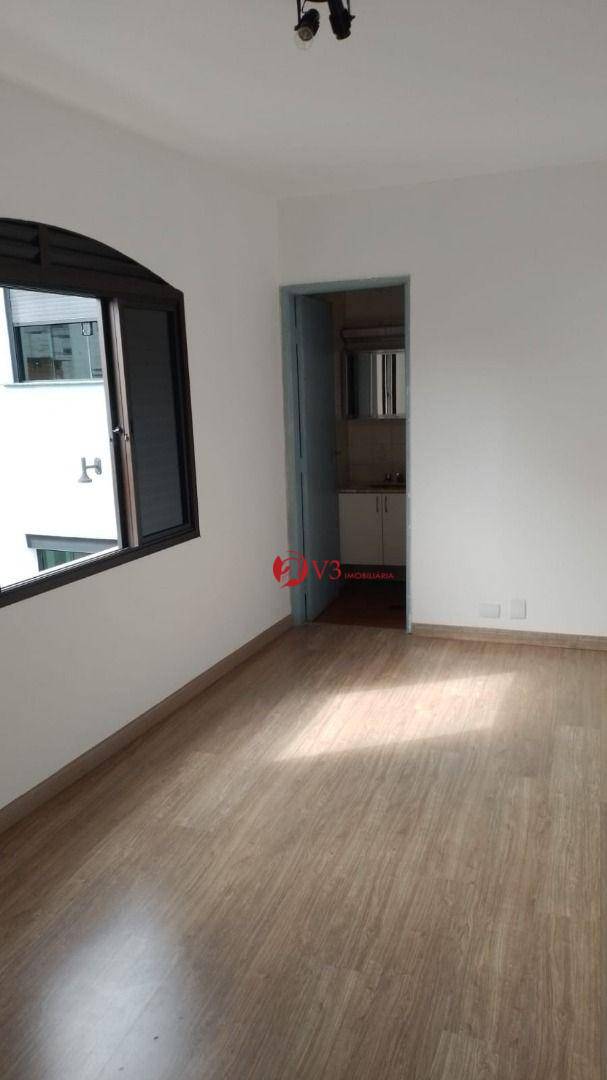 Sobrado para alugar com 3 quartos, 240m² - Foto 2