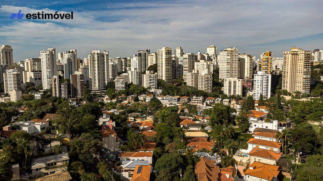Casa à venda com 3 quartos, 320m² - Foto 4