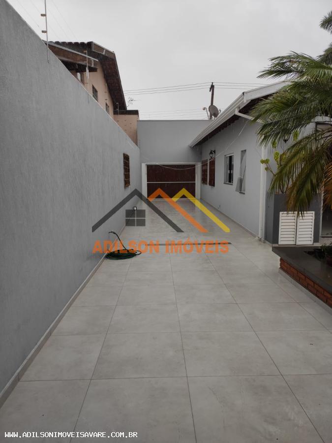 Casa à venda com 3 quartos, 244m² - Foto 34