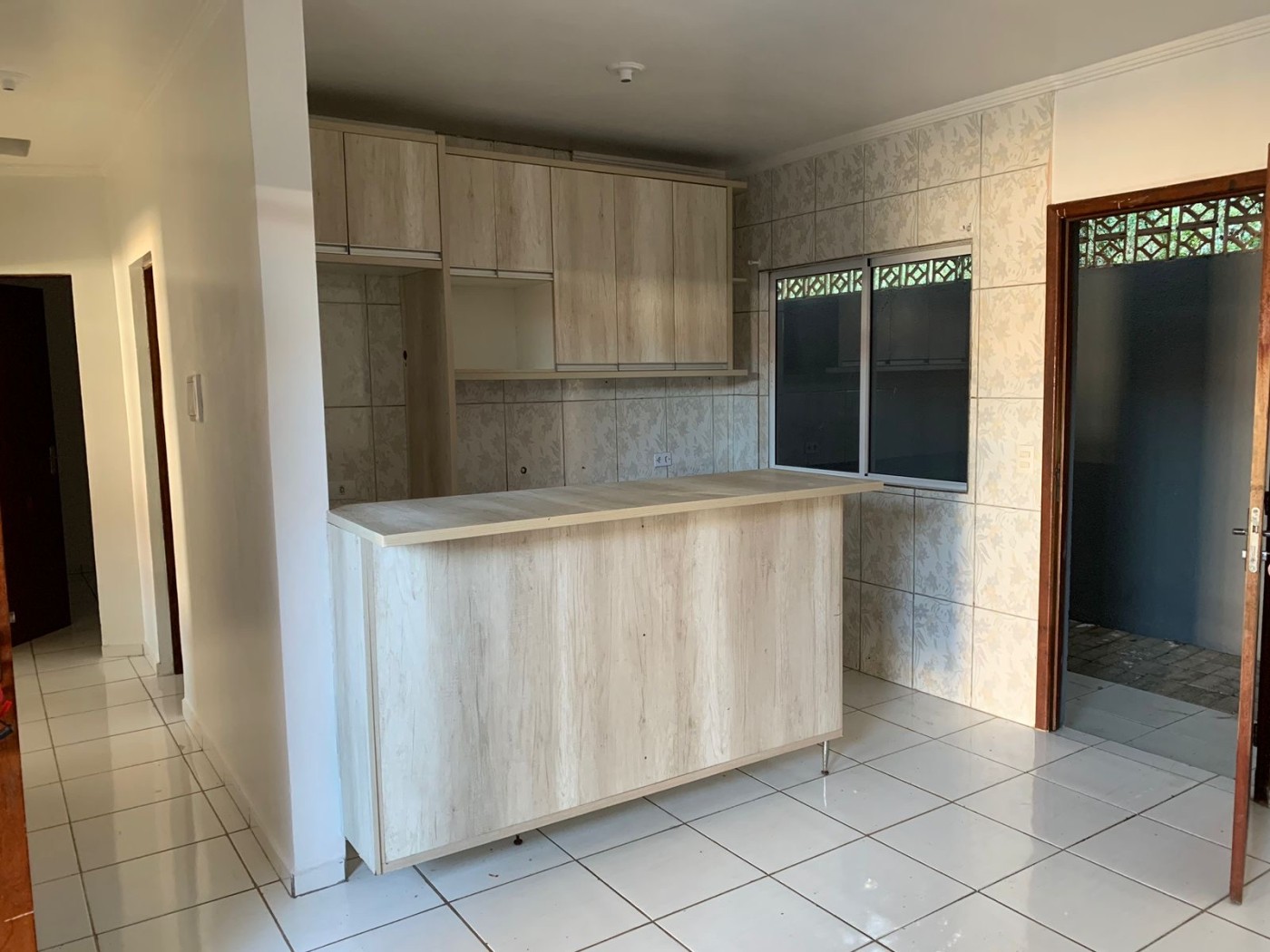 Casa à venda com 3 quartos, 60m² - Foto 10