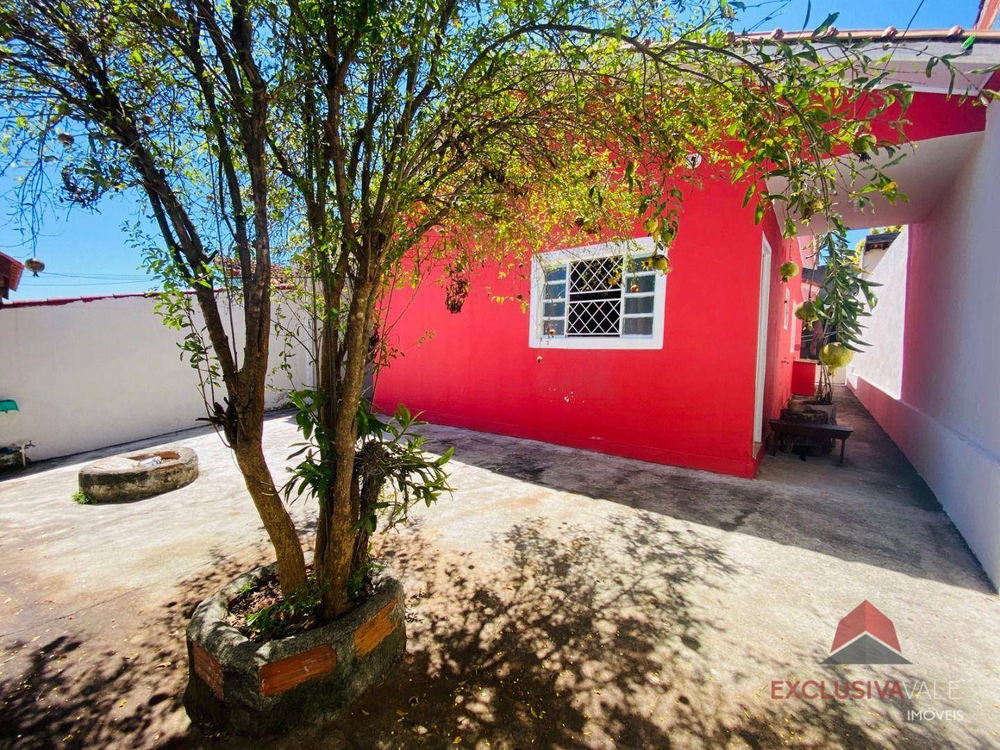 Casa à venda com 3 quartos, 123m² - Foto 1