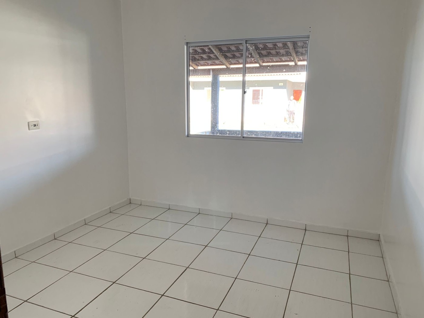 Casa à venda com 3 quartos, 60m² - Foto 11