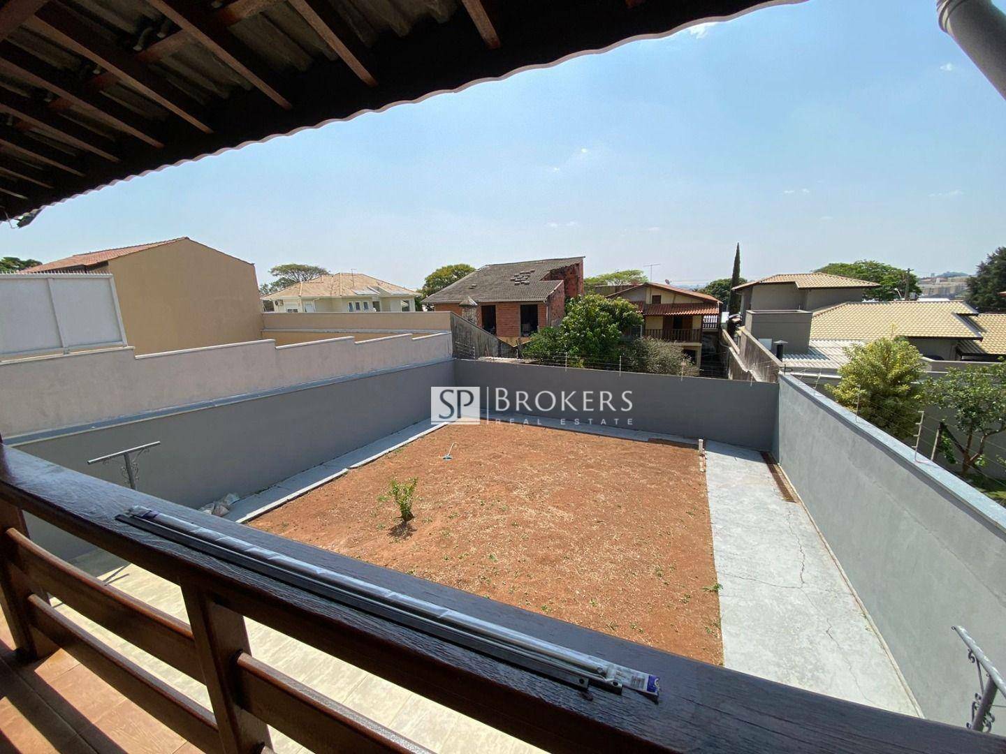Casa para alugar com 4 quartos, 300m² - Foto 30