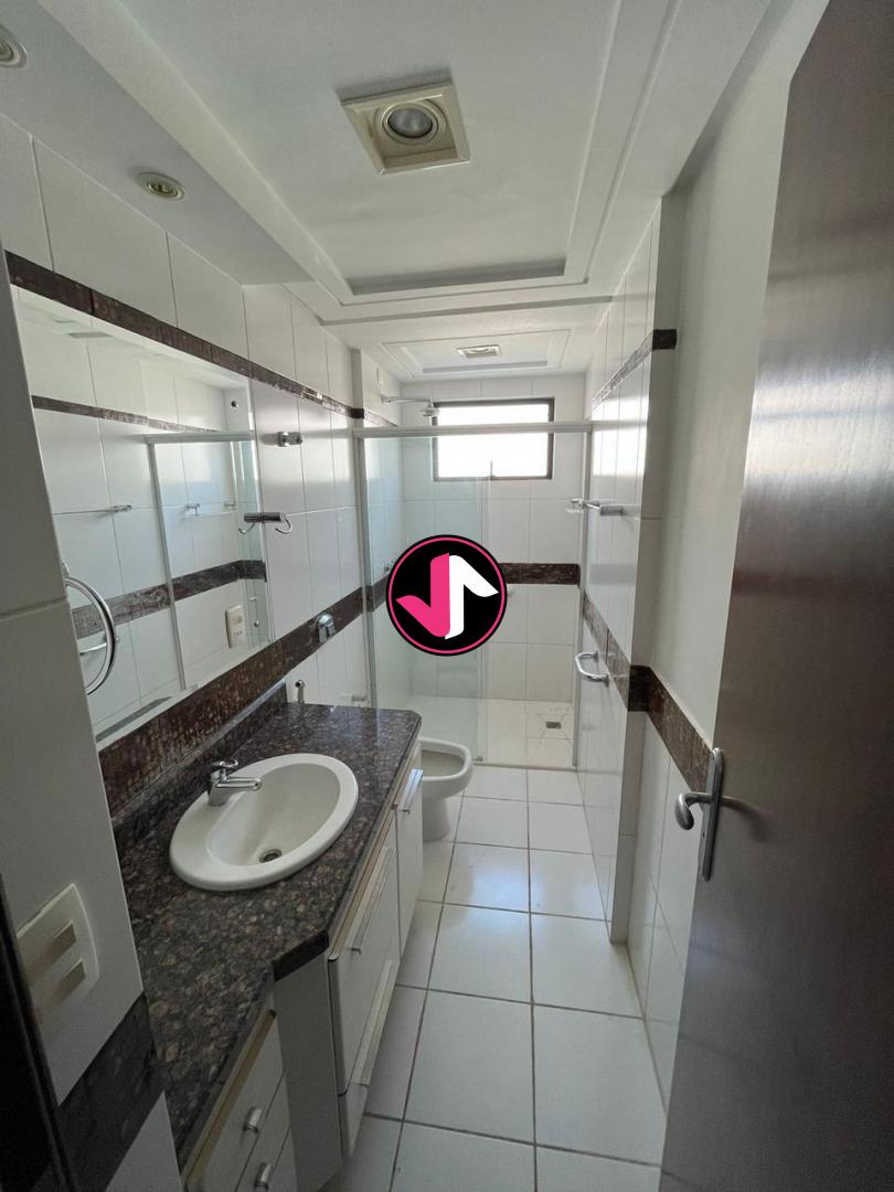 Apartamento à venda com 3 quartos, 256m² - Foto 9
