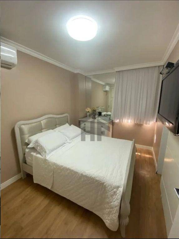 Apartamento à venda com 3 quartos, 80m² - Foto 11