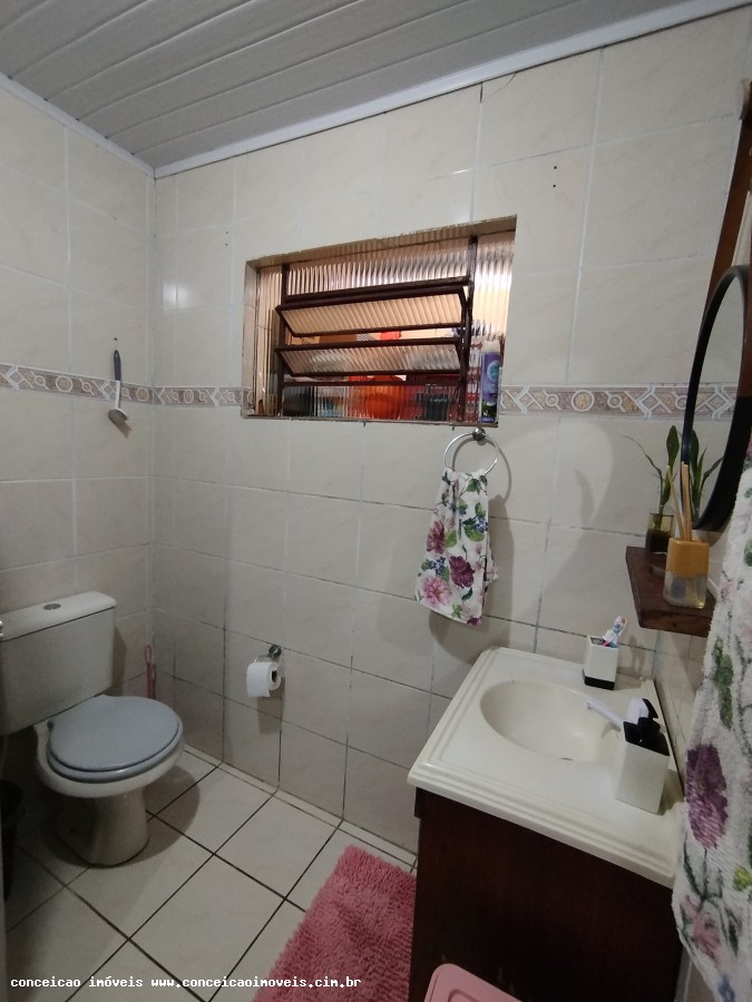 Casa à venda com 3 quartos, 77m² - Foto 14