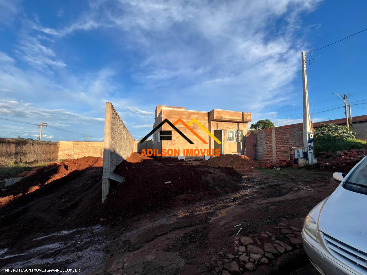 Casa à venda com 2 quartos, 60m² - Foto 12