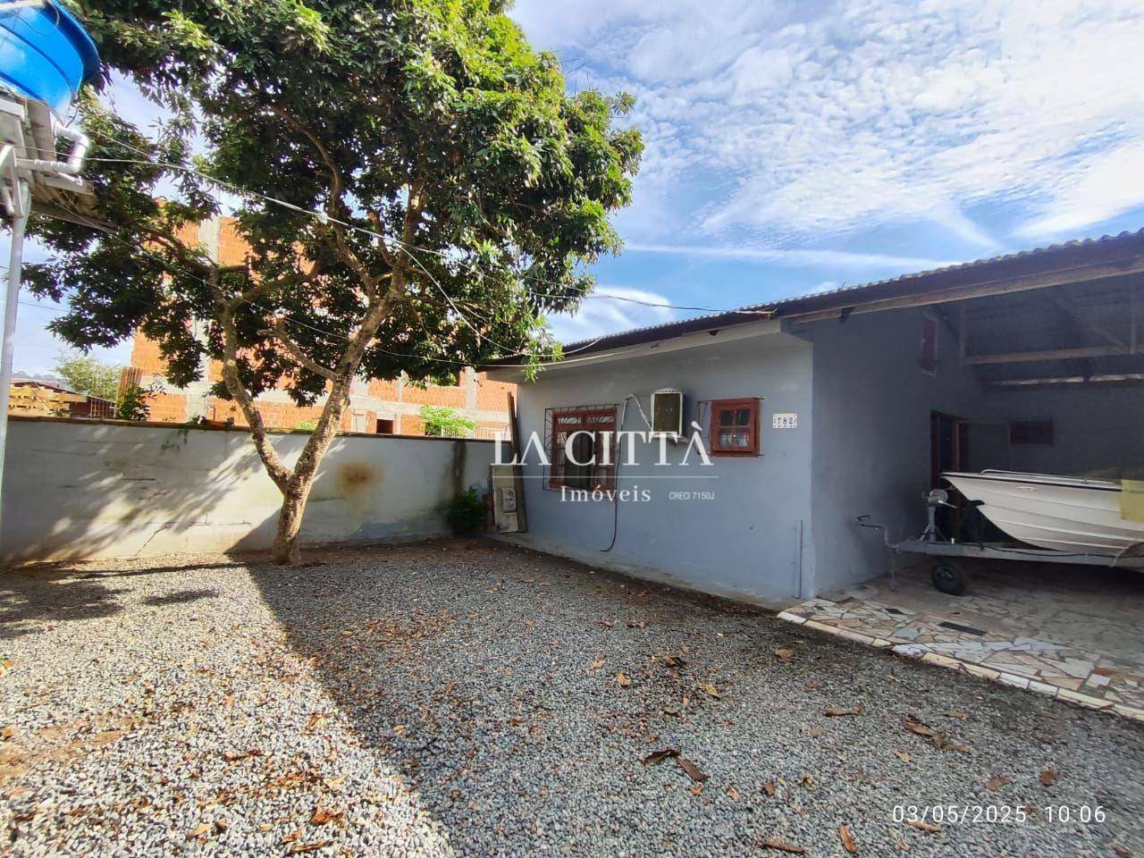 Casa à venda com 3 quartos, 100m² - Foto 1