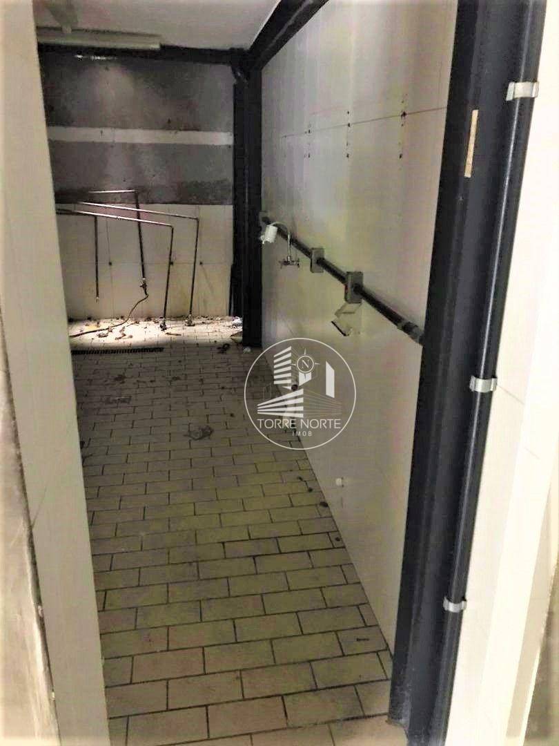 Sobrado para alugar com 5 quartos, 180m² - Foto 17