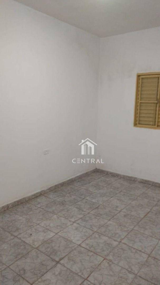 Casa à venda com 2 quartos, 226m² - Foto 9