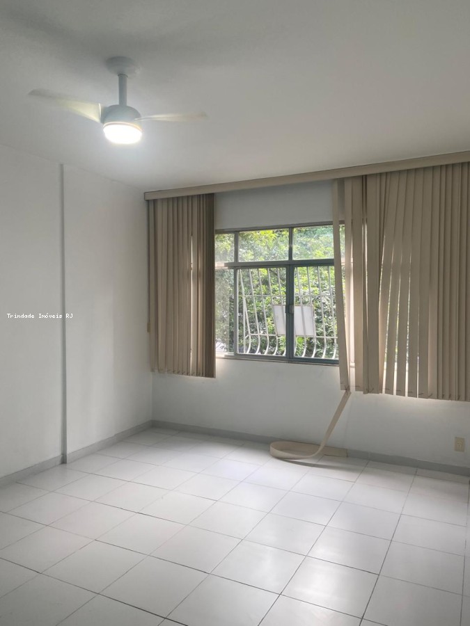 Apartamento à venda com 2 quartos, 94m² - Foto 1