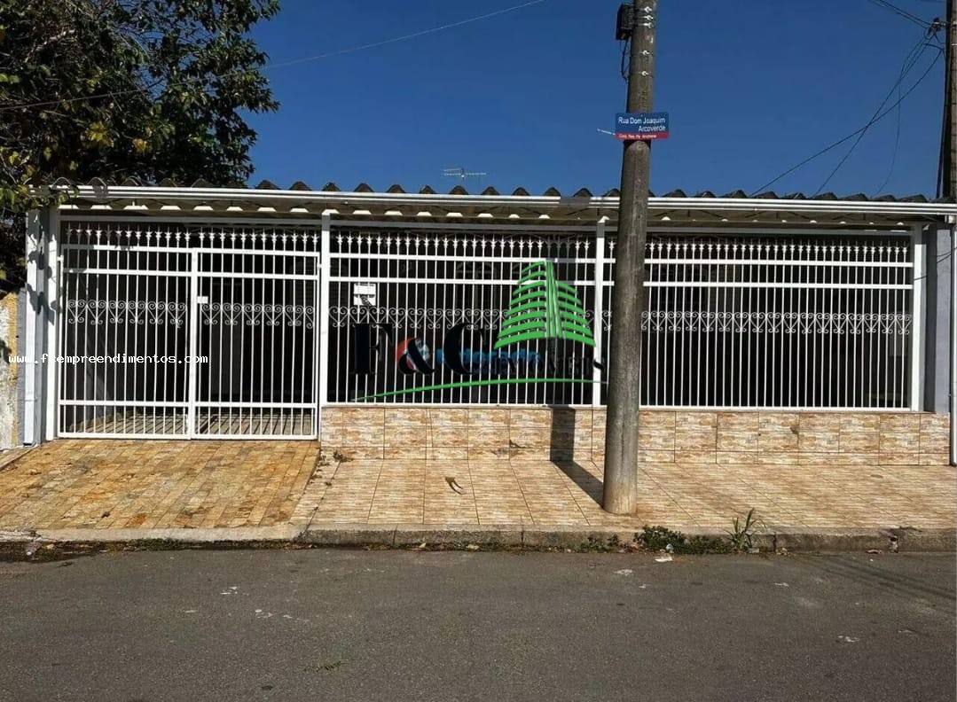Casa à venda com 3 quartos, 200m² - Foto 2