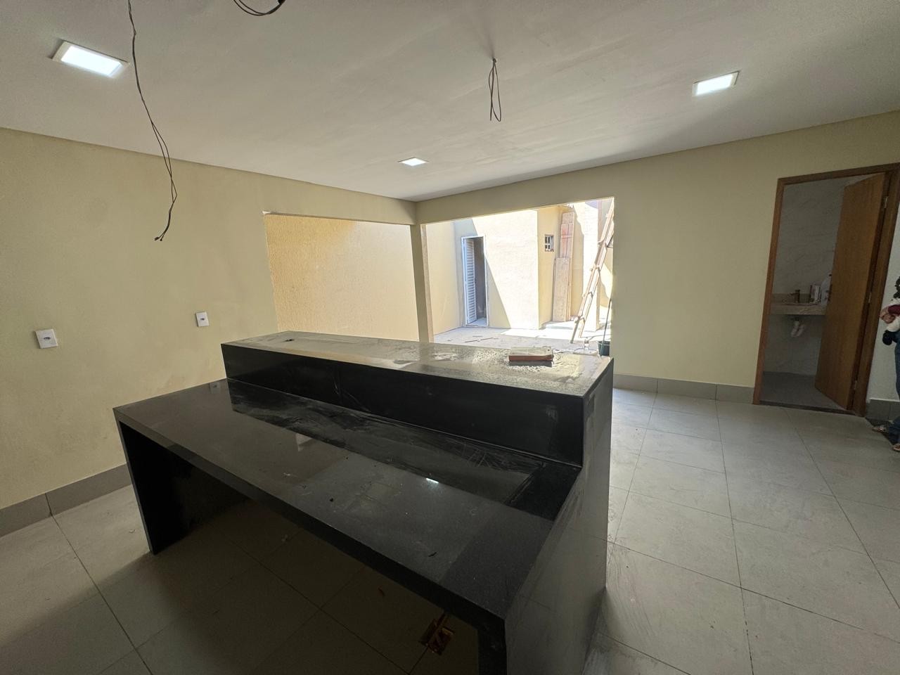 Casa à venda com 3 quartos, 193m² - Foto 4