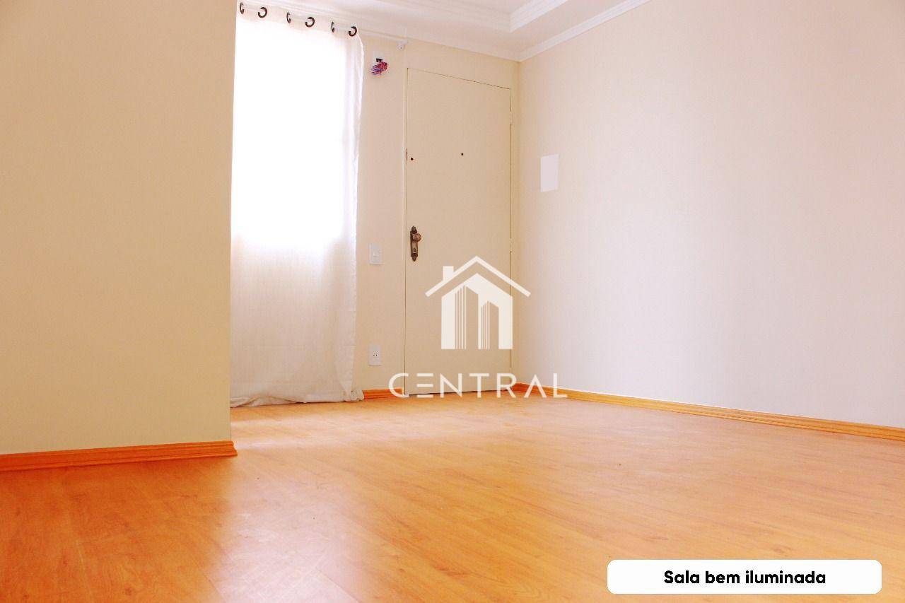 Apartamento à venda com 2 quartos, 45m² - Foto 1
