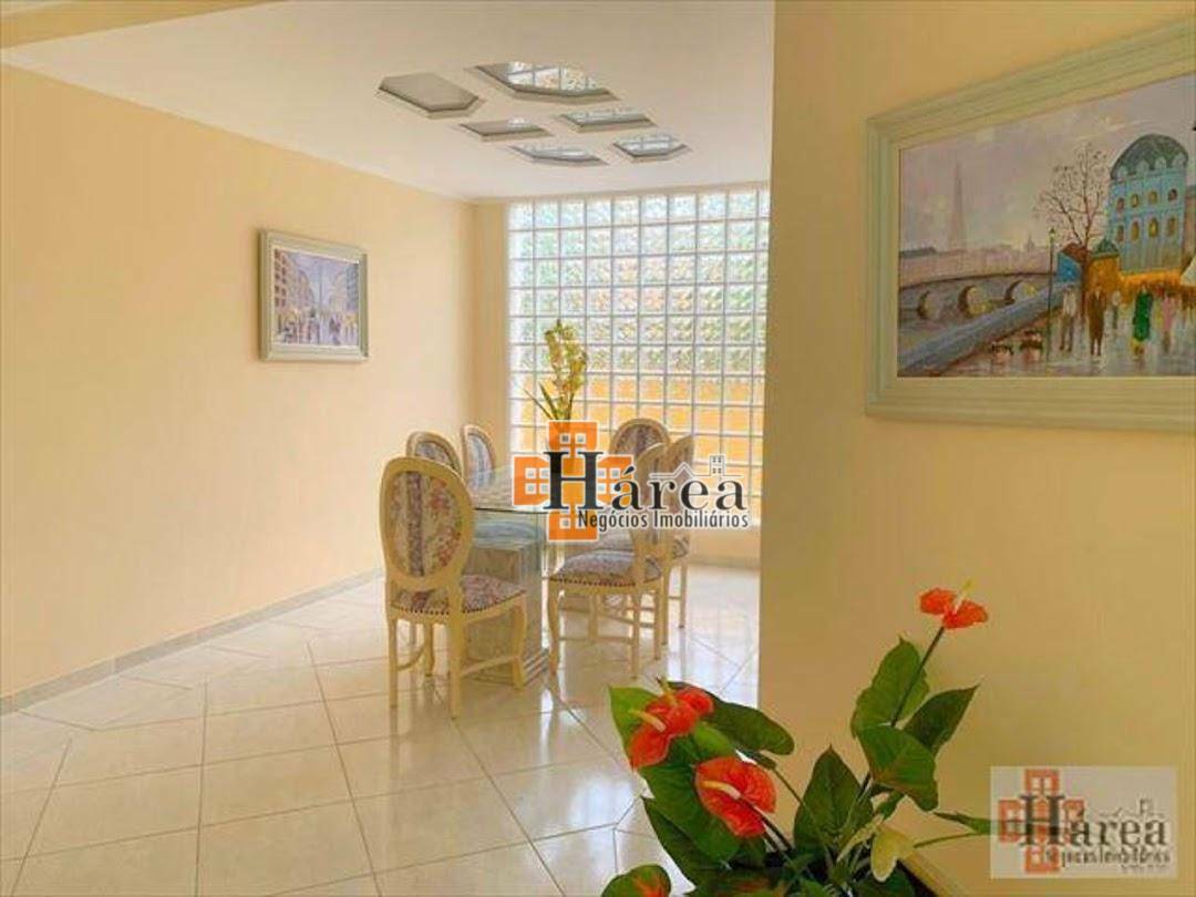 Casa para alugar com 3 quartos, 300m² - Foto 17