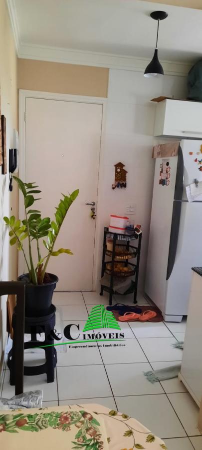 Apartamento à venda com 2 quartos, 65m² - Foto 17
