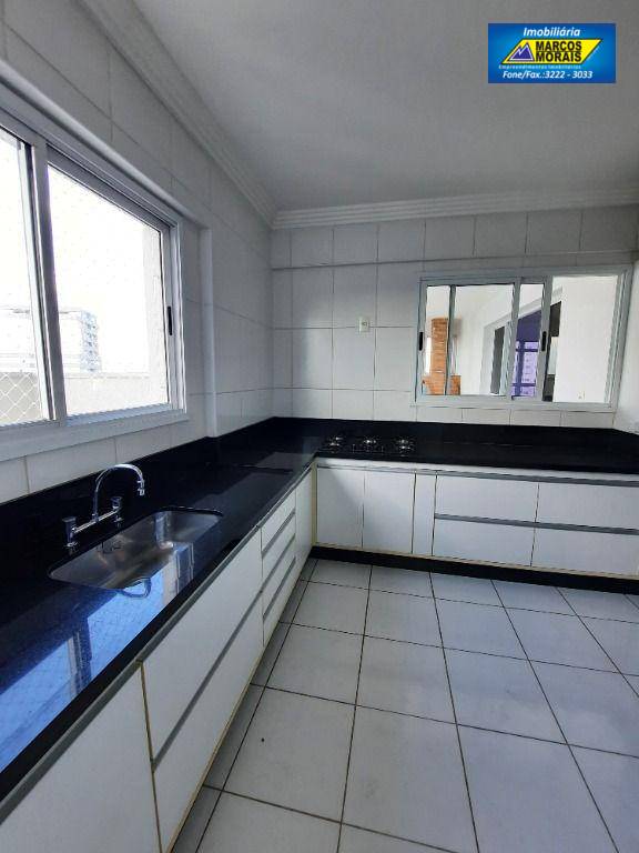 Apartamento à venda e aluguel com 3 quartos, 200m² - Foto 7