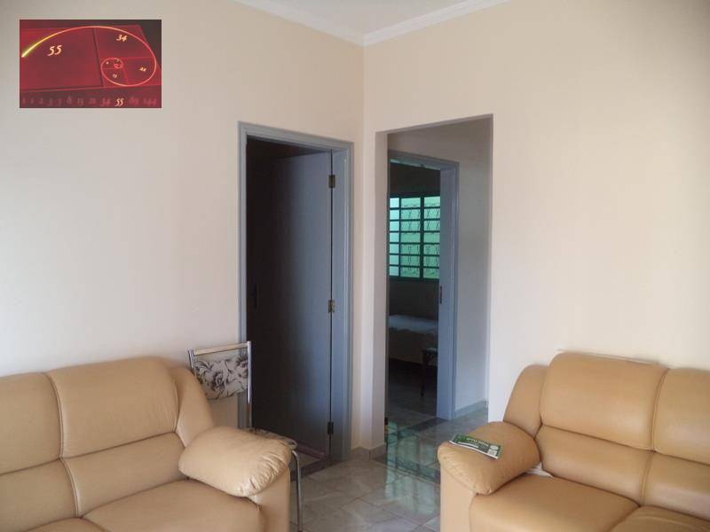 Casa à venda com 2 quartos, 66m² - Foto 8