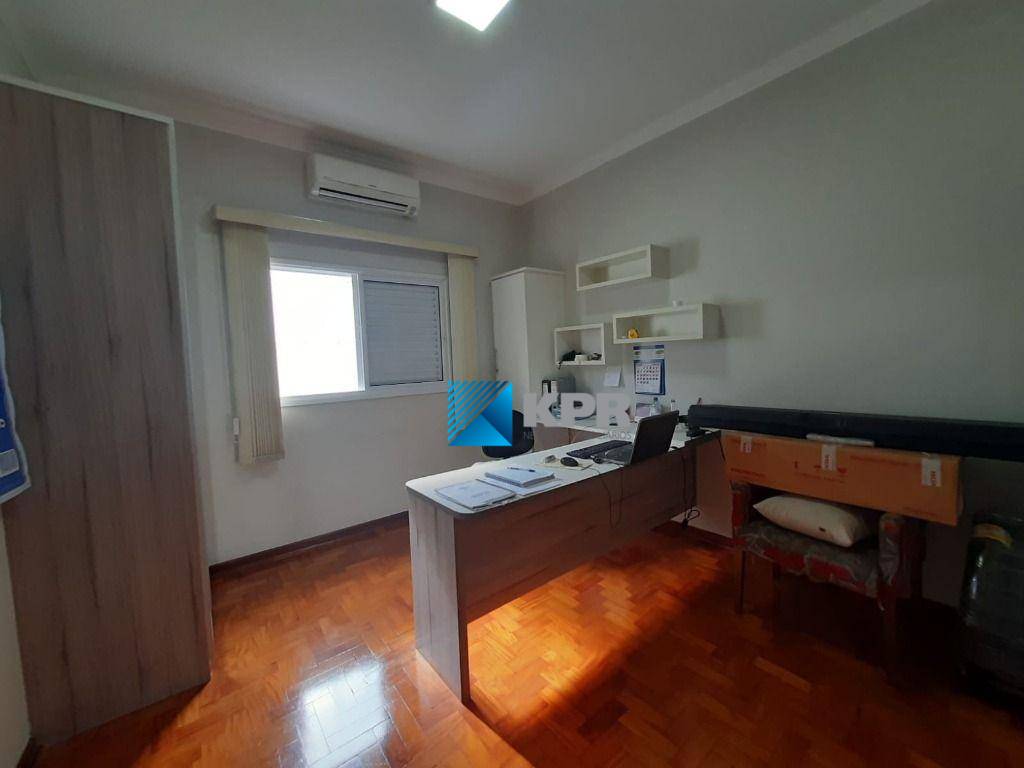 Casa à venda com 3 quartos, 224m² - Foto 31