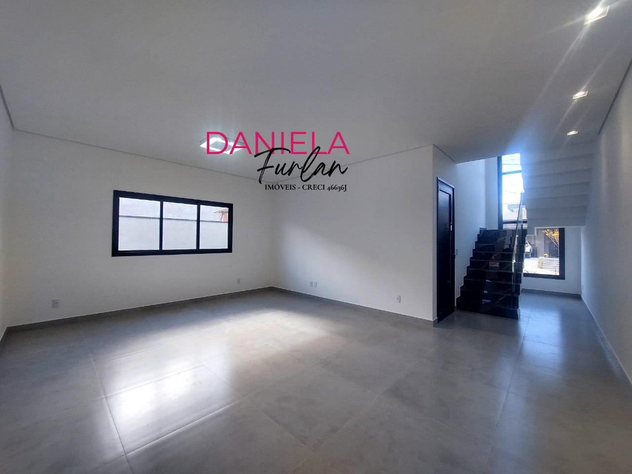 Casa de Condomínio à venda com 3 quartos, 218m² - Foto 4