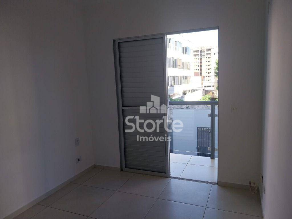 Sobrado para alugar com 2 quartos, 60m² - Foto 5