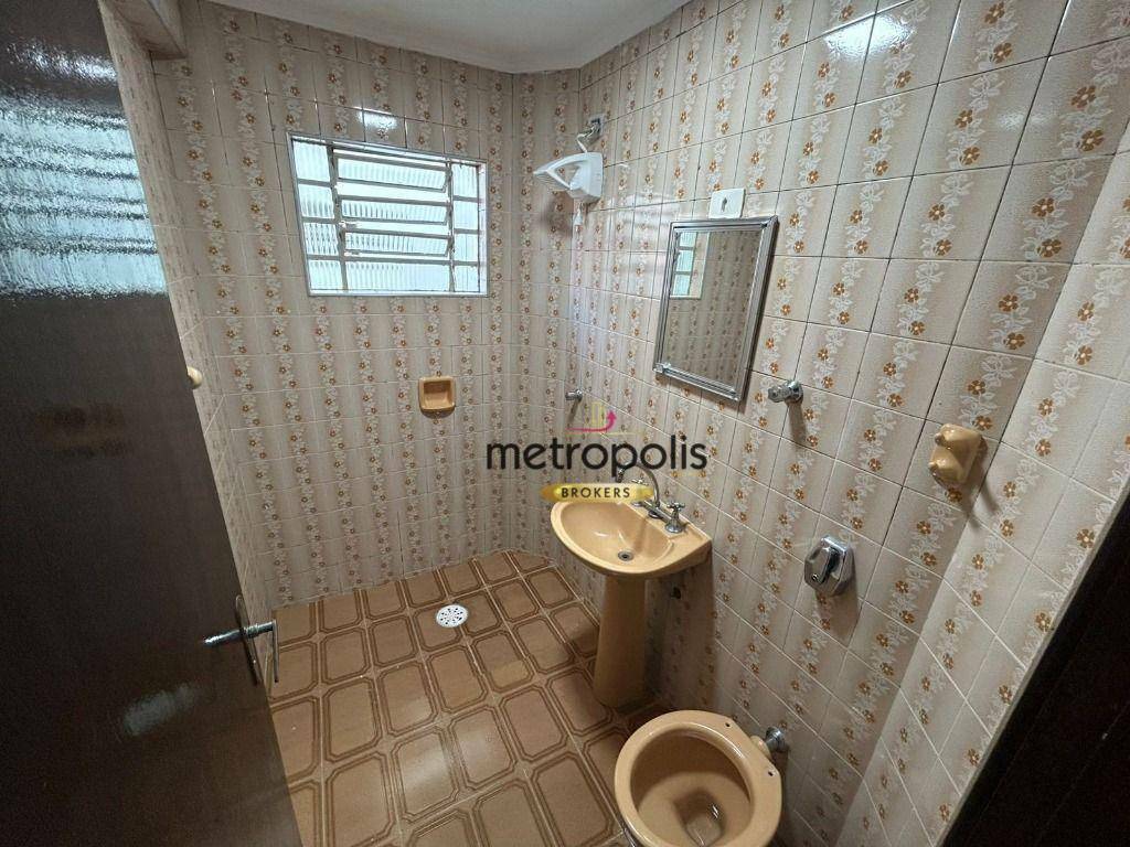 Apartamento para alugar com 2 quartos, 75m² - Foto 15
