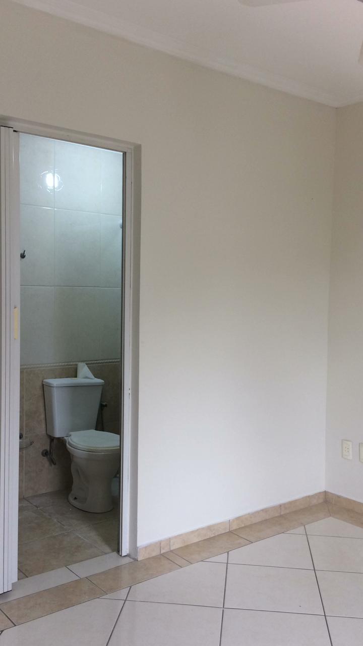 Apartamento à venda com 2 quartos, 74m² - Foto 3